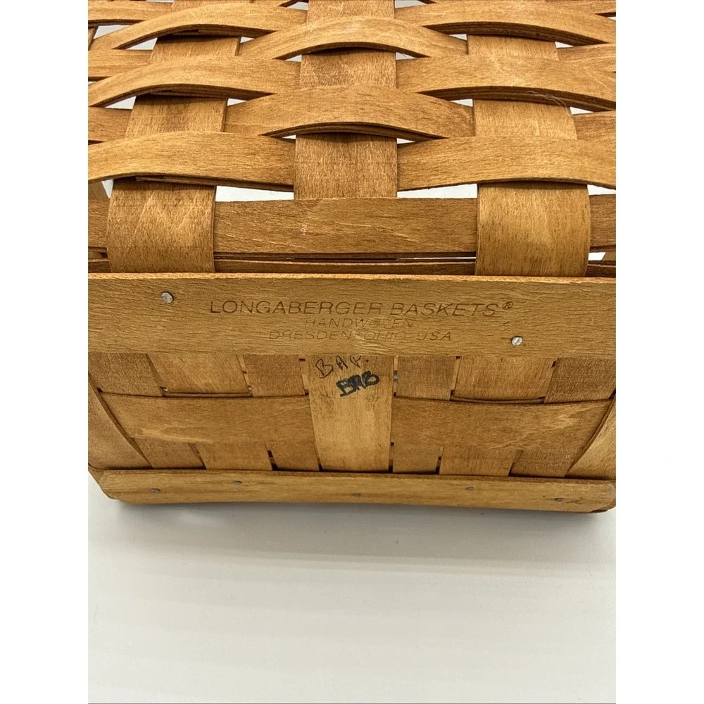 Vintage Longaberger Dresden Basket Swing Handle Small 8x10.